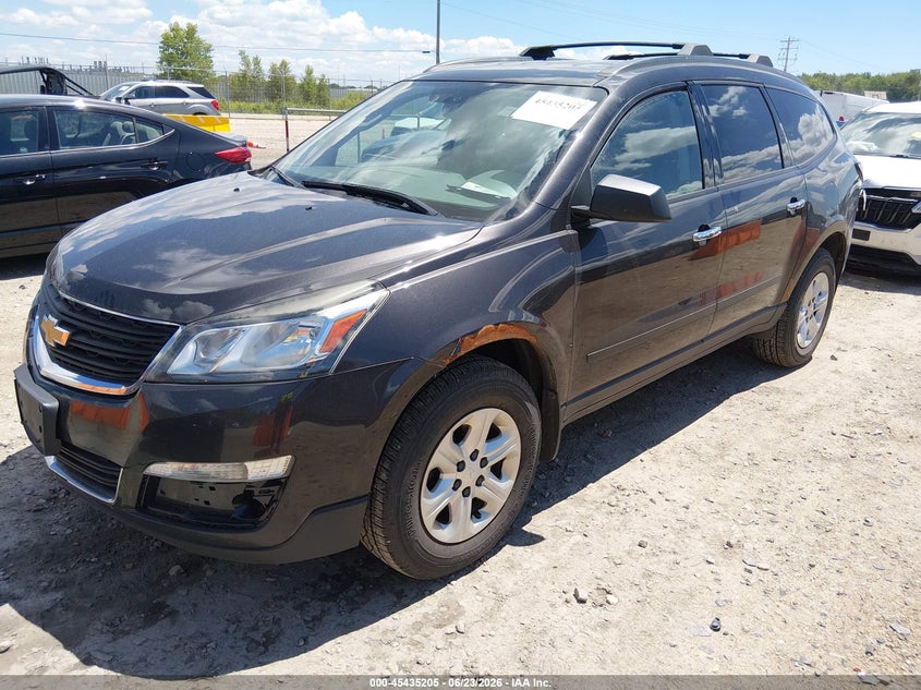 2017 CHEVROLET TRAVERSE auction photo 2