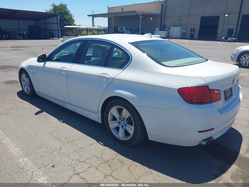 Vin: wbafr1c53bc672789, lot: 45933322, bmw 528i 20113
