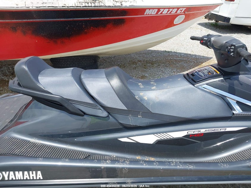 2017 YAMAHA VX CRUISER HO auction photo 5