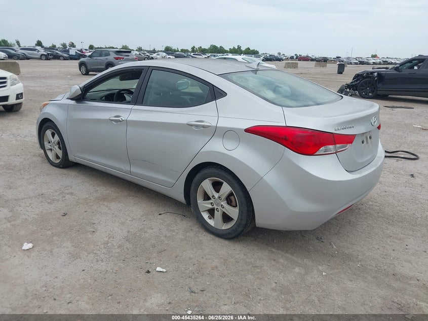 2012 HYUNDAI ELANTRA auction photo 3