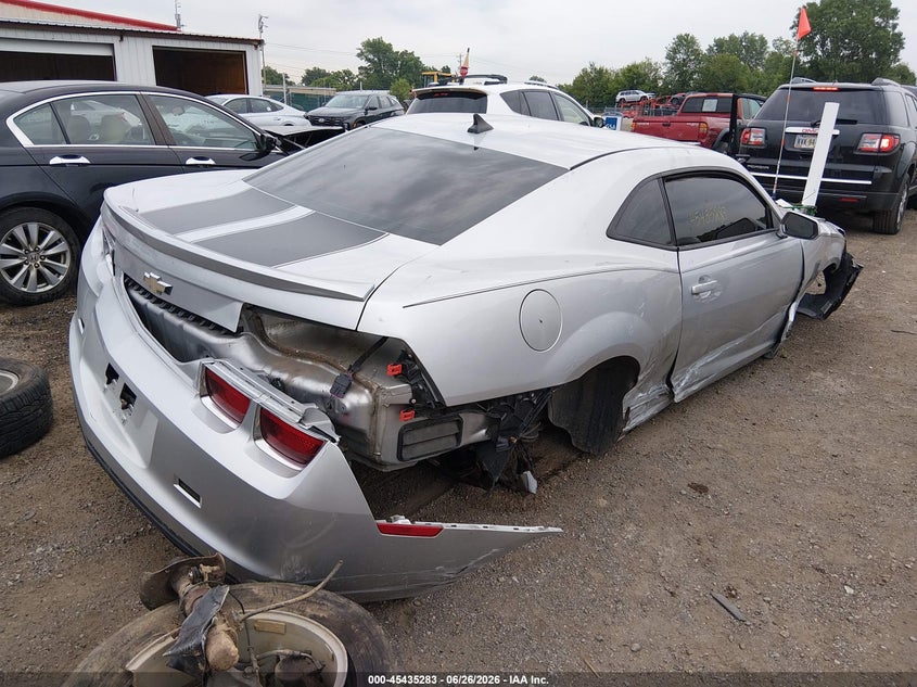 2013 CHEVROLET CAMARO auction photo 4
