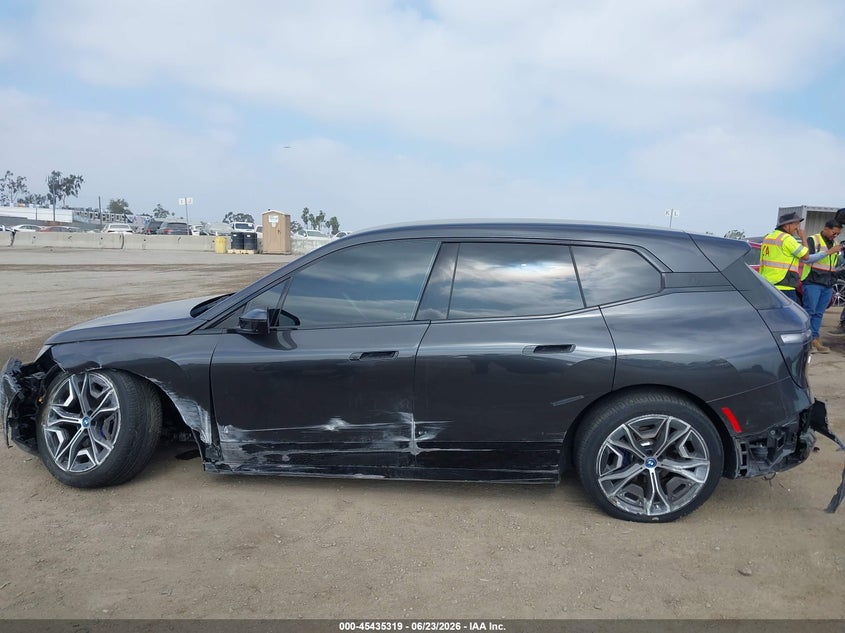 2024 BMW Ix xDrive50 VIN: WB523CF00RCR56045 Lot: 45435319