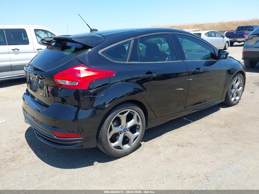 2016 FORD FOCUS ST auction photo 4