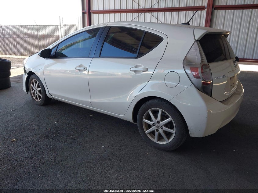 2012 TOYOTA PRIUS C auction photo 3