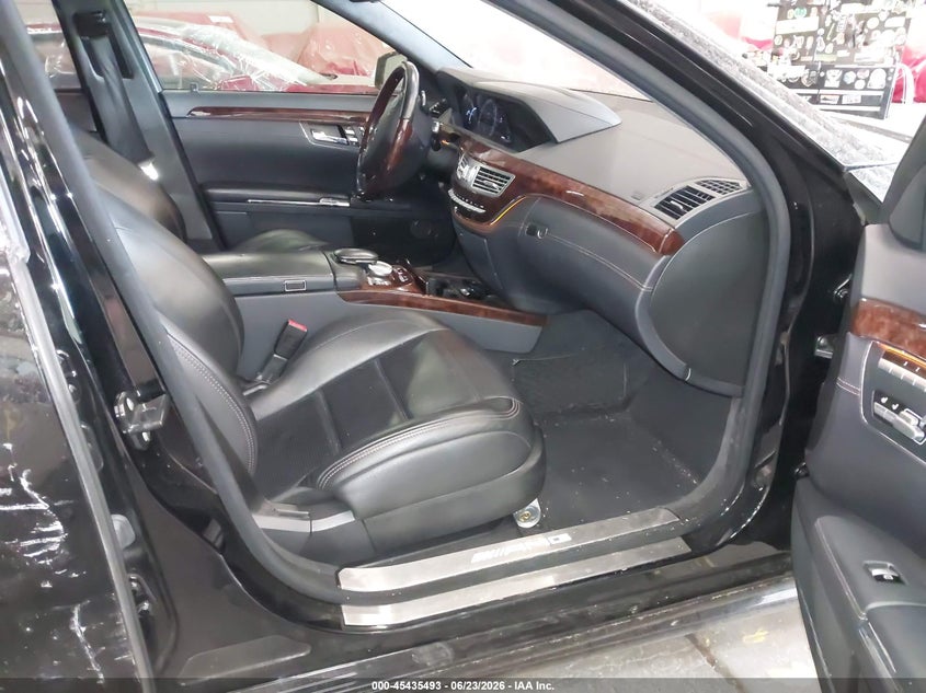 2013 MERCEDES-BENZ S 63 AMG auction photo 5