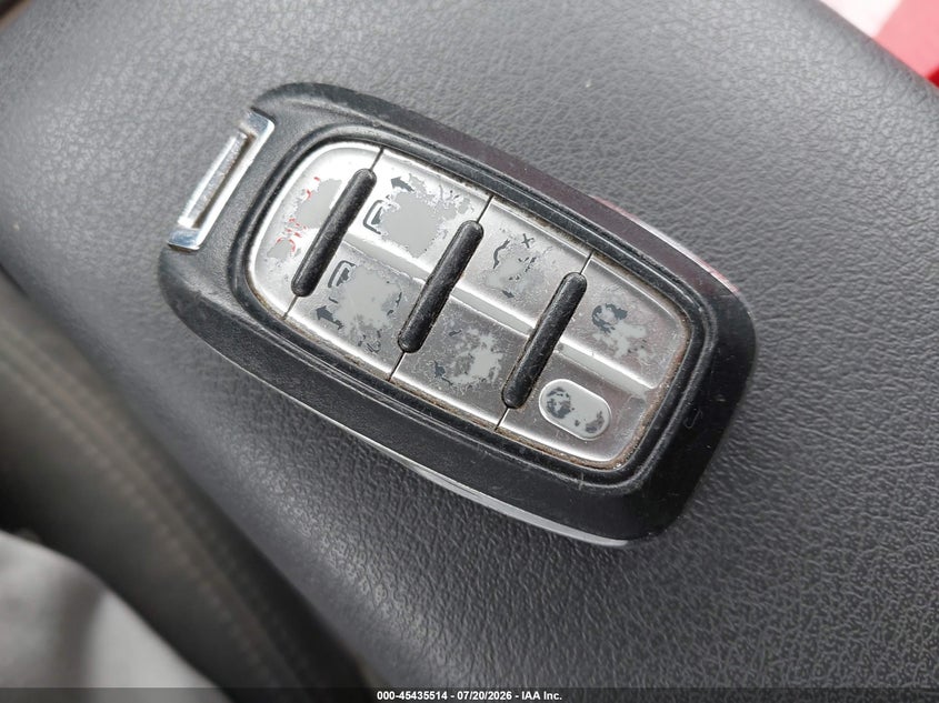 CHRYSLER PACIFICA - zdjęcie 11