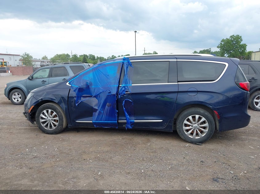 CHRYSLER PACIFICA - zdjęcie 14