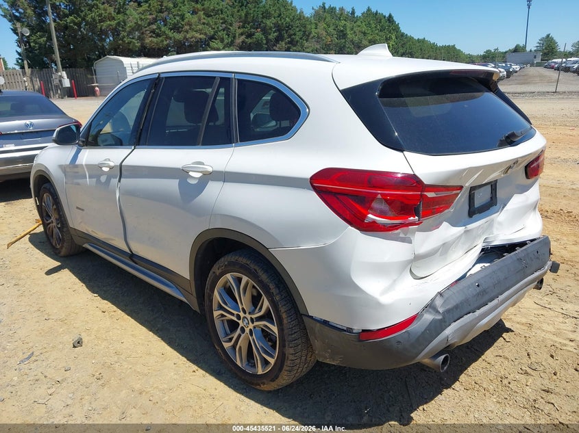 Vin: wbxhu7c38h5h32872, lot: 45933621, bmw x1 sdrive28i 20173
