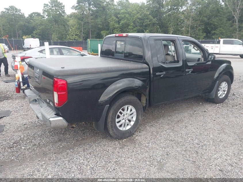 2017 NISSAN FRONTIER auction photo 4
