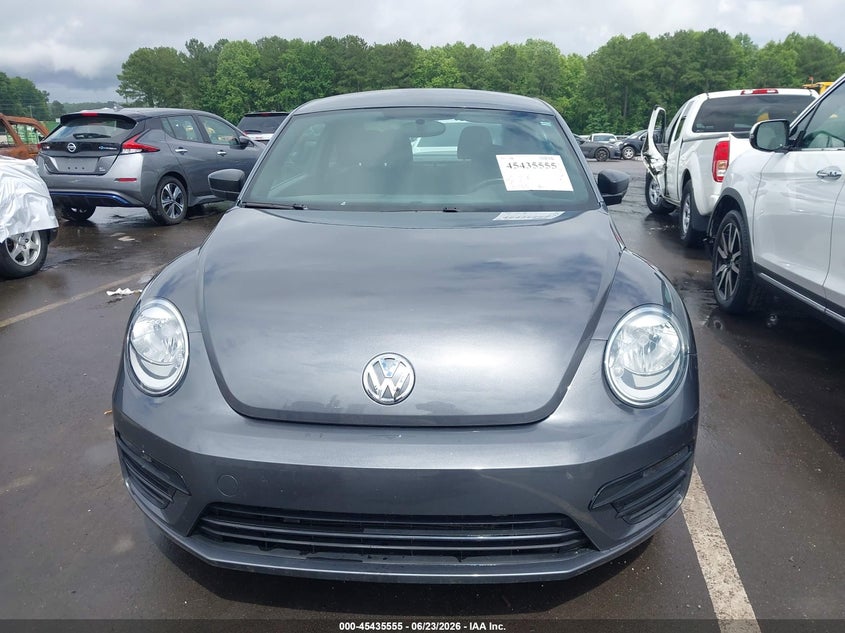 2018 Volkswagen Beetle 2.0T Coast/2.0T S VIN: 3VWFD7AT4JM712734 Lot: 45435555