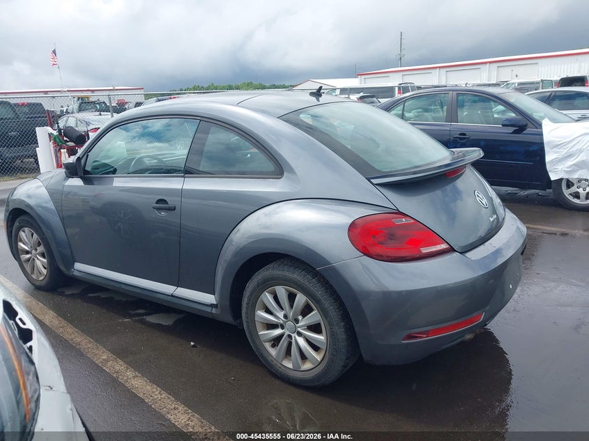 2018 Volkswagen Beetle 2.0T Coast/2.0T S VIN: 3VWFD7AT4JM712734 Lot: 45435555
