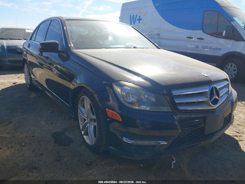 2013 MERCEDES-BENZ C 250 SPORT