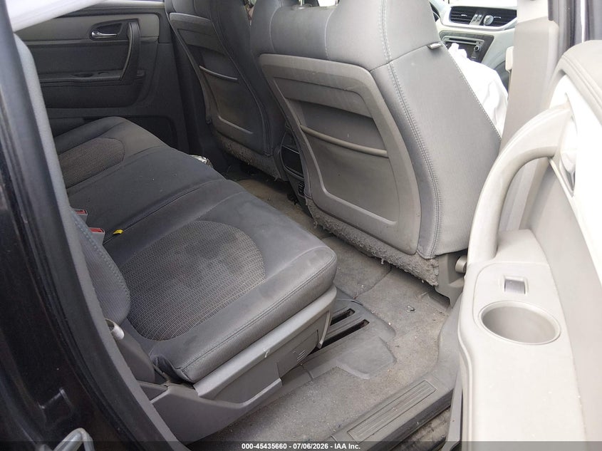 CHEVROLET TRAVERSE 2015 VIN 1GNKVGKD7FJ324575