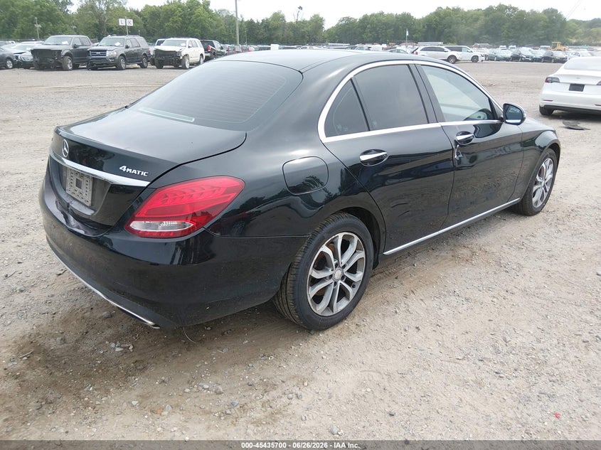 2017 MERCEDES-BENZ C 300 4MATIC/LUXURY 4MATIC/SPORT 4MATIC — Photo 4