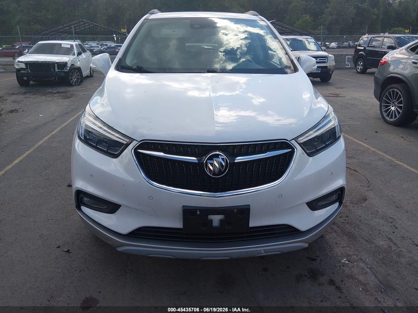 VIN: KL4CJHSB8JB625933 2018 BUICK ENCORE PREMIUM