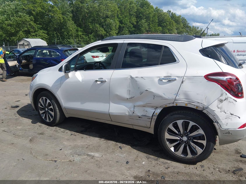 VIN: KL4CJHSB8JB625933 2018 BUICK ENCORE PREMIUM