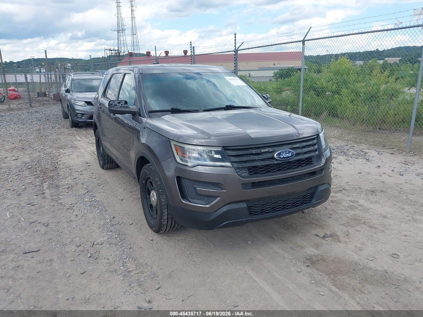 Vin: 1fm5k8ar1hgb54386, lot: 45933817, ford utility police interceptor 2017 img_1