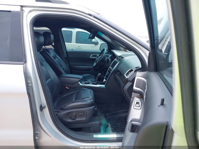 2011 FORD EXPLORER auction photo 5