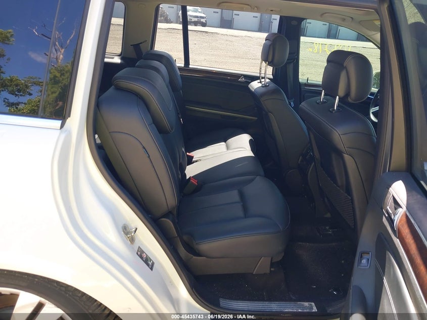 2011 Mercedes-Benz Gl 450 4Matic VIN: 4JGBF7BE4BA745044 Lot: 45435743