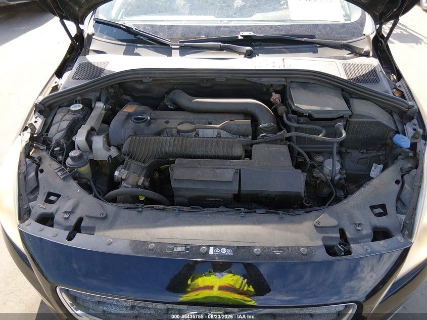 2012 Volvo S60 T5/T5 W/Moonroof VIN: YV1622FS1C2115377 Lot: 45435755