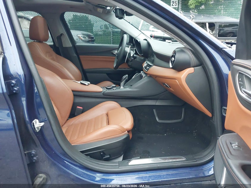2019 ALFA ROMEO GIULIA auction photo 5