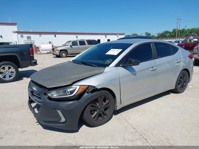 2018 Hyundai Elantra Sel 5NPD84LF4JH397749 photo 1