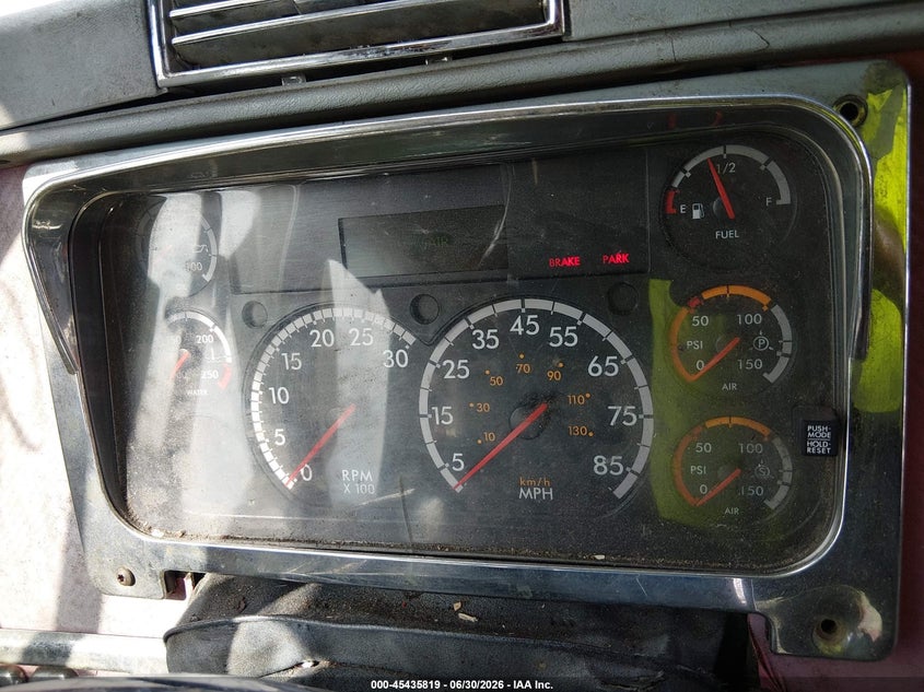 2007 FREIGHTLINER CONVENTIONAL auction photo 5