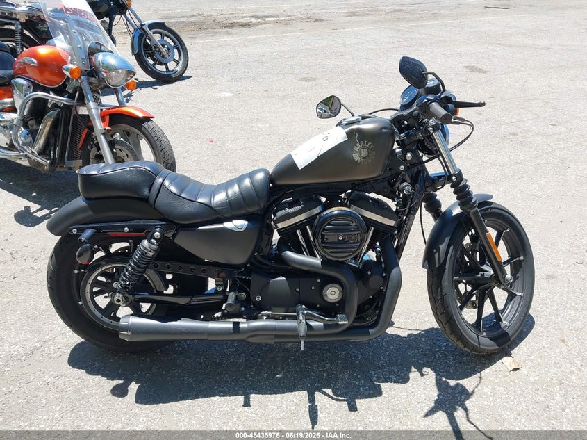 2021 Harley-Davidson Xl883 N VIN: 1HD4LE219MB406606 Lot: 45435976