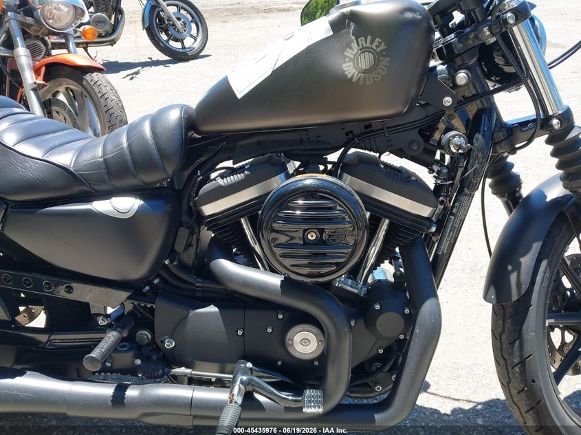 2021 Harley-Davidson Xl883 N VIN: 1HD4LE219MB406606 Lot: 45435976
