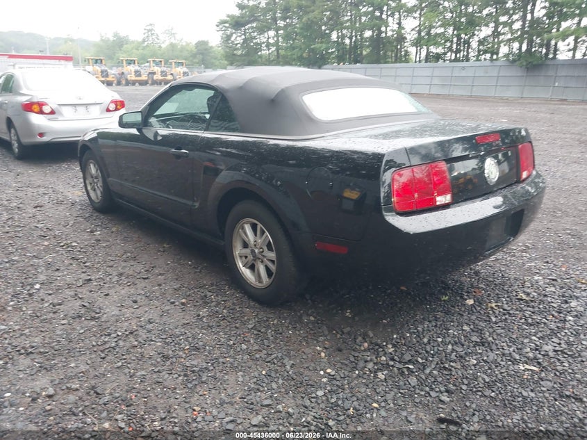 2007 FORD MUSTANG auction photo 3