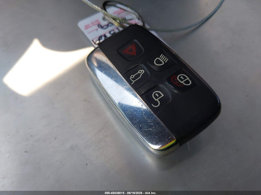 LAND ROVER RANGE ROVER VELAR - zdjęcie 11
