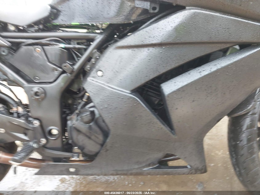 2012 KAWASAKI EX250 auction photo 8
