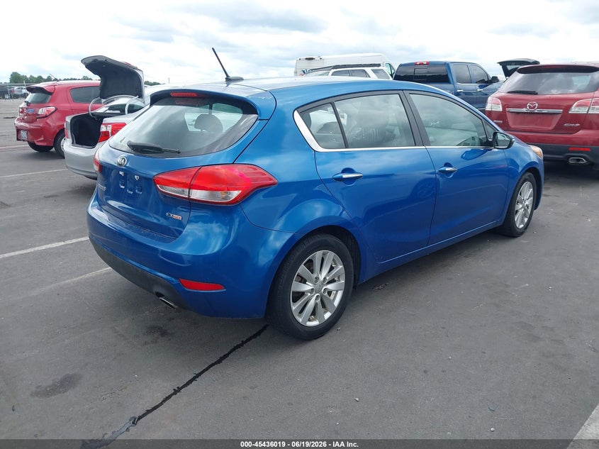 2015 KIA FORTE auction photo 4