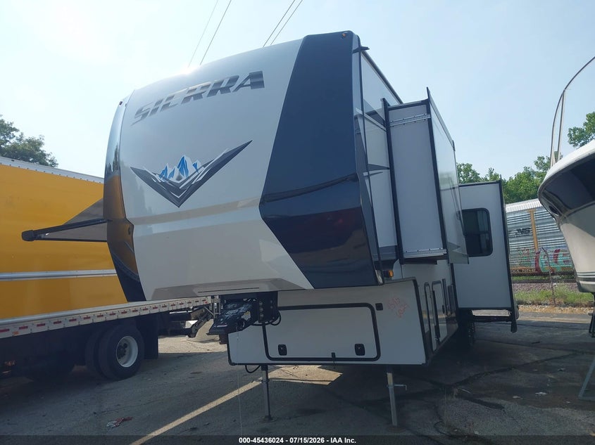 2023 FOREST RIVER SIERRA 3440BH 5TH WHL TRAVEL TRAILER auction photo 2