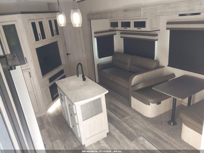 2023 FOREST RIVER SIERRA 3440BH 5TH WHL TRAVEL TRAILER auction photo 5