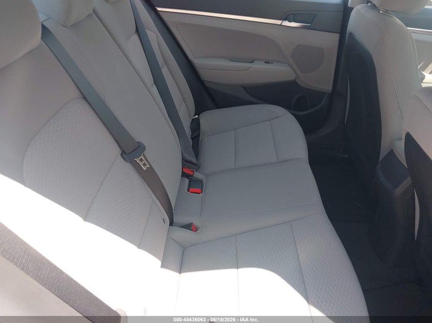 2020 HYUNDAI ELANTRA auction photo 8