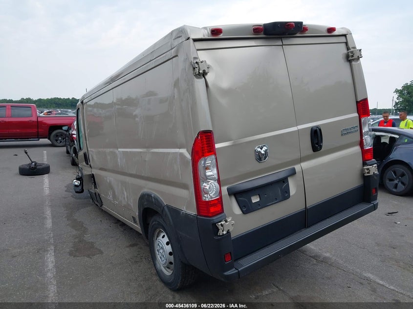 Vin: 3c6lrvvg1pe510825, lot: 45934209, ram promaster 2500 low roof 136 wb 20233