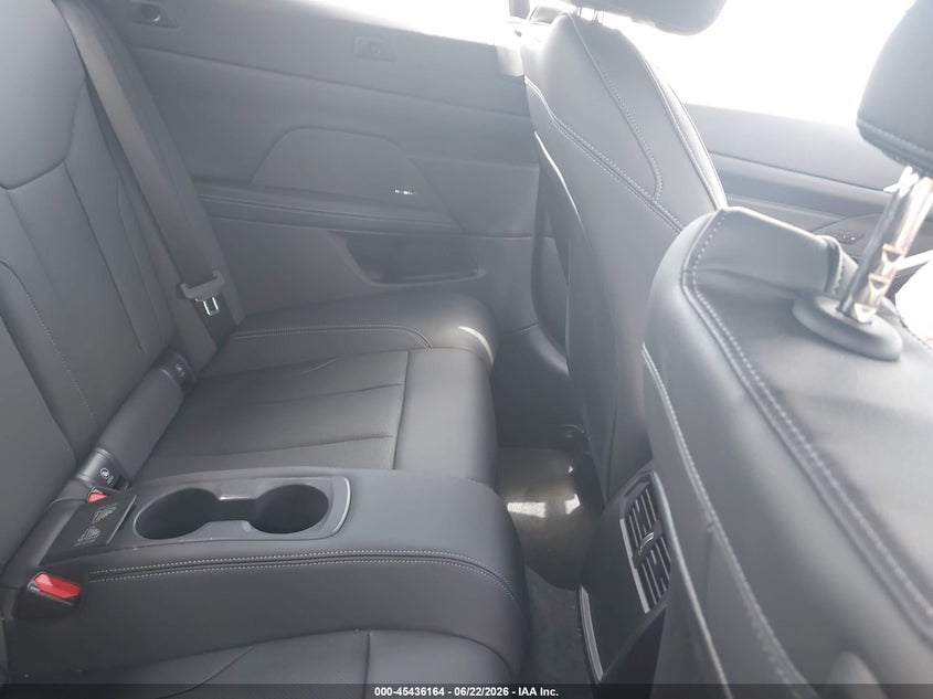 VIN WBA33DB08VCX84892 2027 BMW 430I