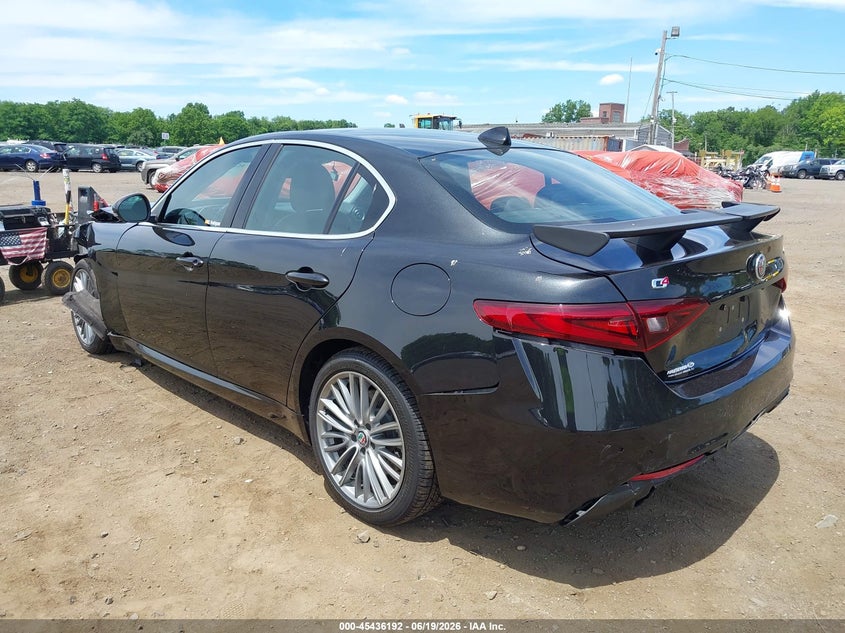 2017 Alfa Romeo Giulia Ti Awd VIN: ZARFAEEN4H7537116 Lot: 45436192