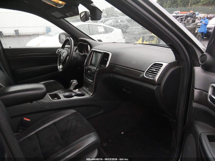 JEEP GRAND CHEROKEE 2018 VIN 1C4RJFAG3JC406258