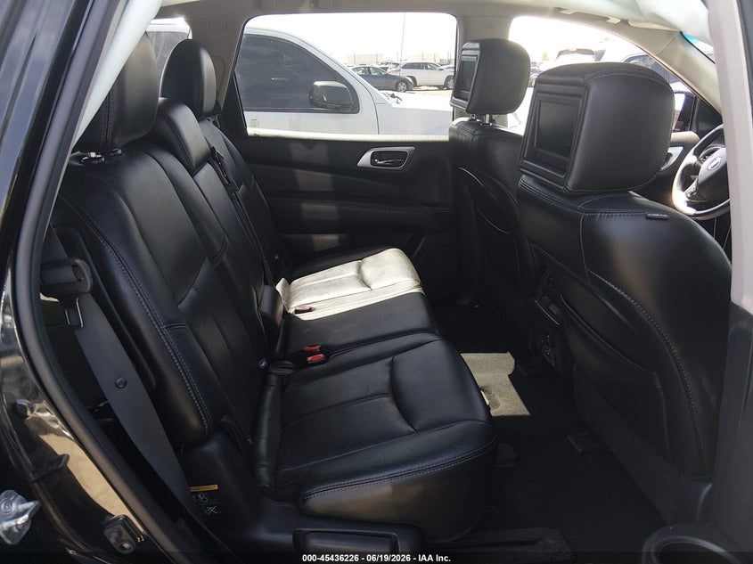 AtlanticExpress - Nissan Pathfinder