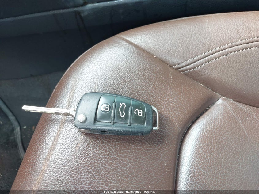 VIN WAUAUGFFXH1032597 2017 AUDI A3 PREMIUM
