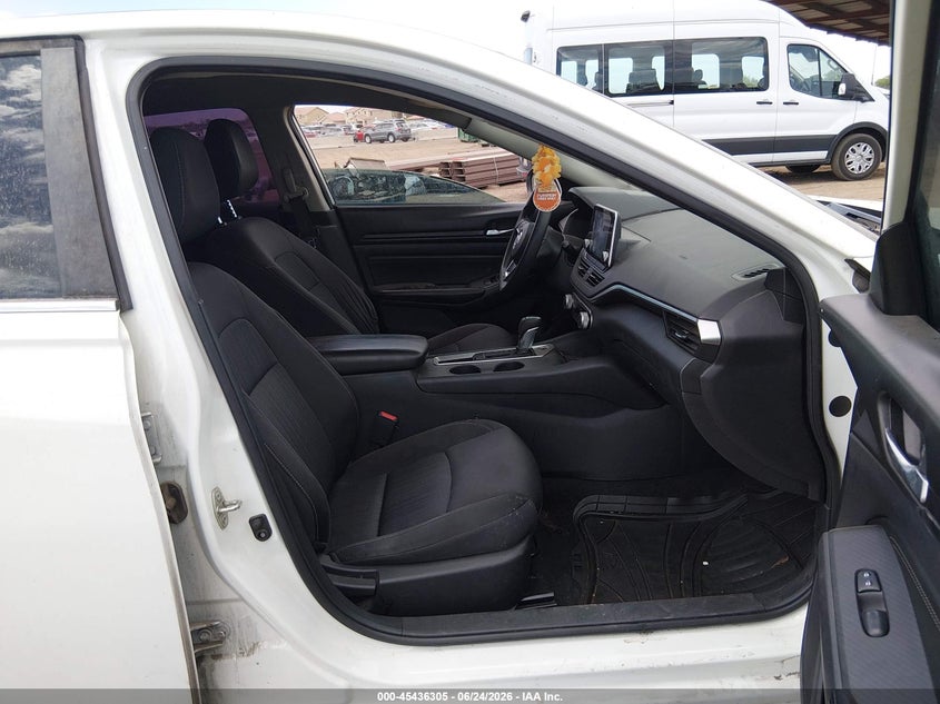 2020 NISSAN ALTIMA auction photo 5