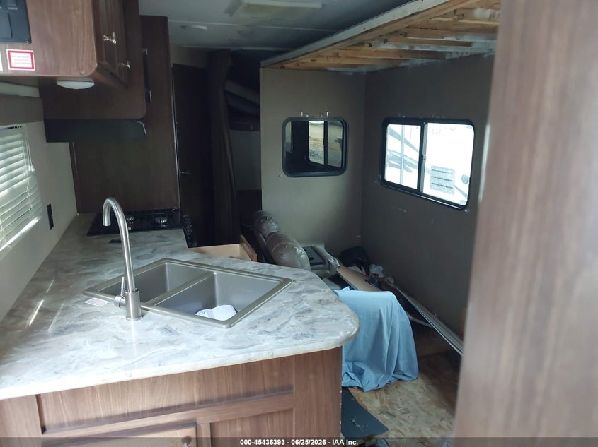 2018 COLEMAN 263BH auction photo 5