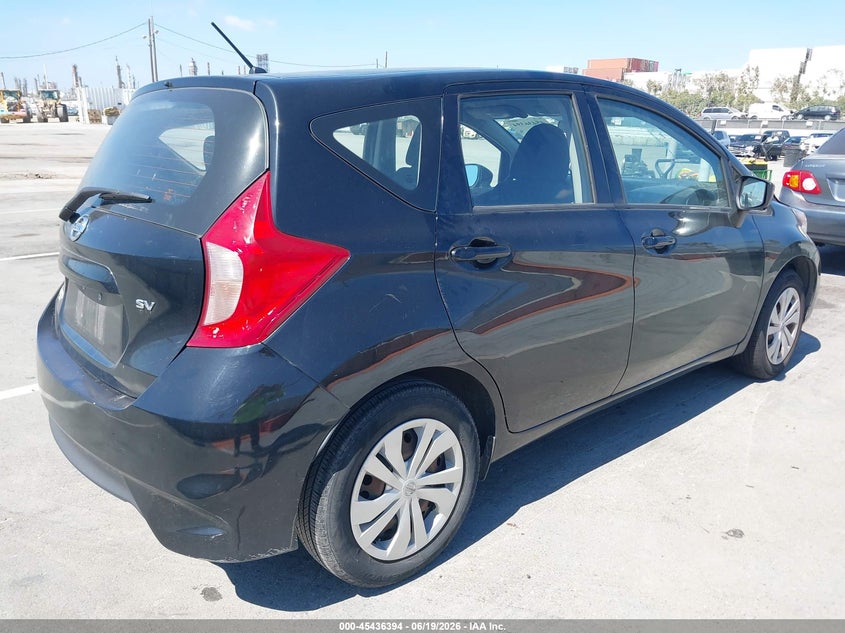 VIN: 3N1CE2CP0KL366228 2019 NISSAN VERSA NOTE SV