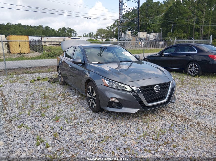 2020 NISSAN ALTIMA SV FWD