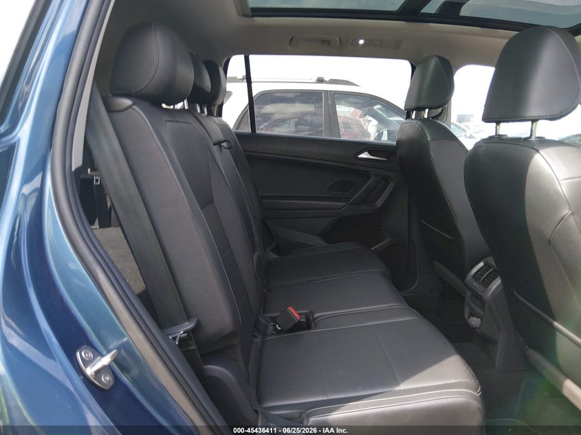 2019 VOLKSWAGEN TIGUAN auction photo 8