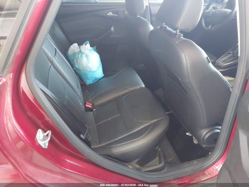 2016 FORD FOCUS auction photo 8