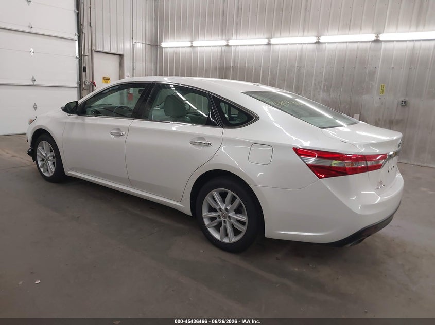 2014 TOYOTA AVALON — zdjęcie 3