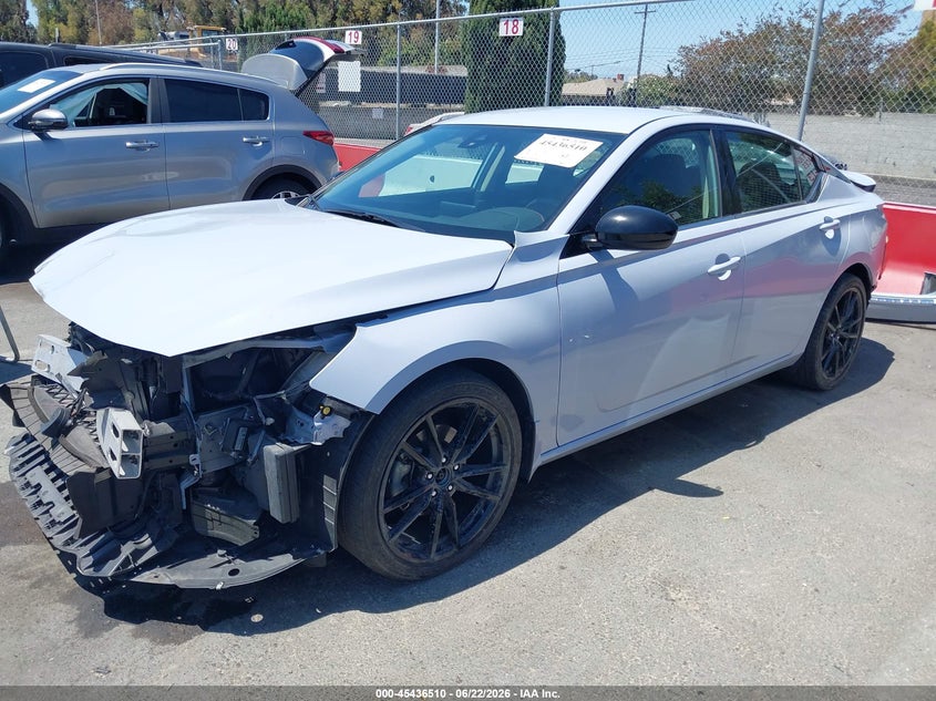 1N4BL4CV1PN329484 2023 NISSAN ALTIMA SR FWD photo 1